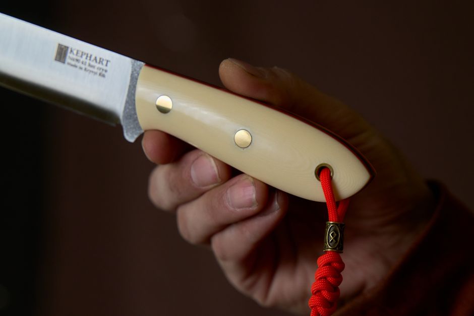 Das perfekte Bushcraft-Messer finden: Was macht ein gutes Messer aus?